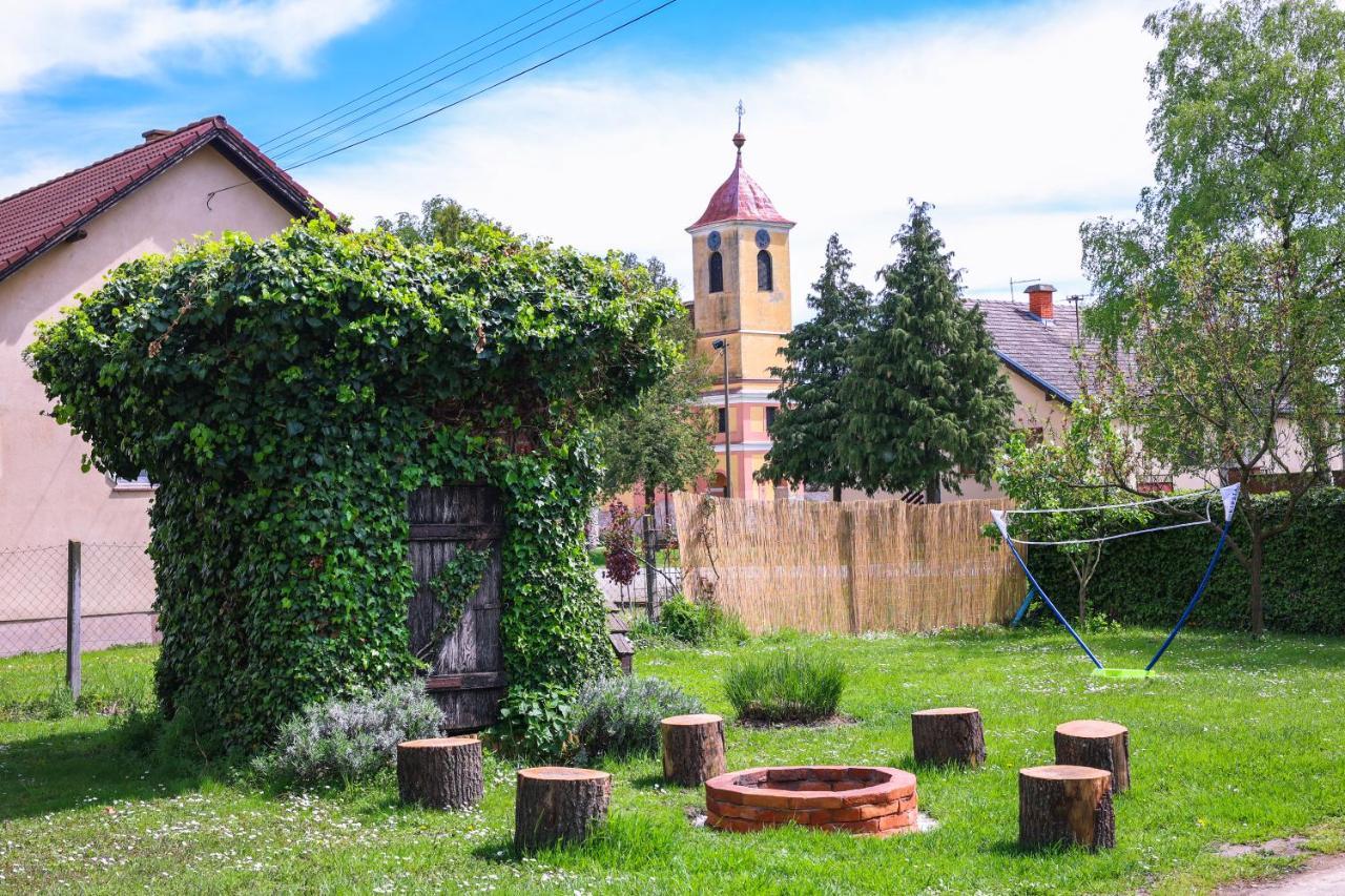 Garden Holiday Home Drenje  Екстериор снимка