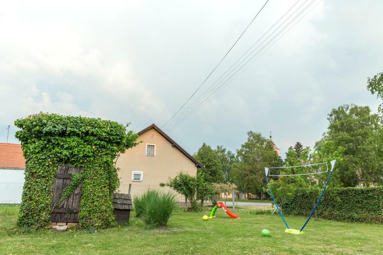 Garden Holiday Home Drenje  Екстериор снимка